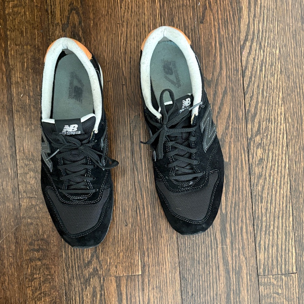 New Balance Black & Orange Leather Accent Suede Mesh Sneakers
